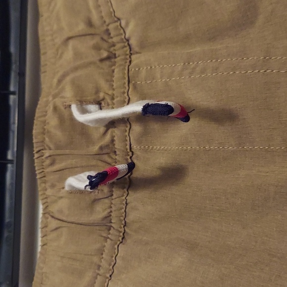 Boy's Tommy Hilfiger shorts - Picture 4 of 7